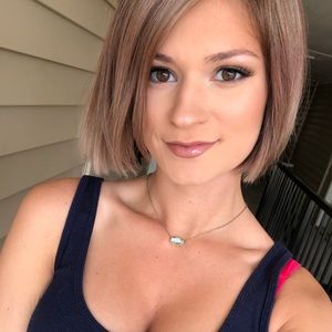 Meet your Posher, Caitlyn